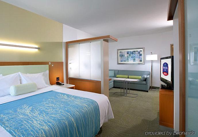 Hotel Springhill By Marriott Chicago Waukegan/gurnee